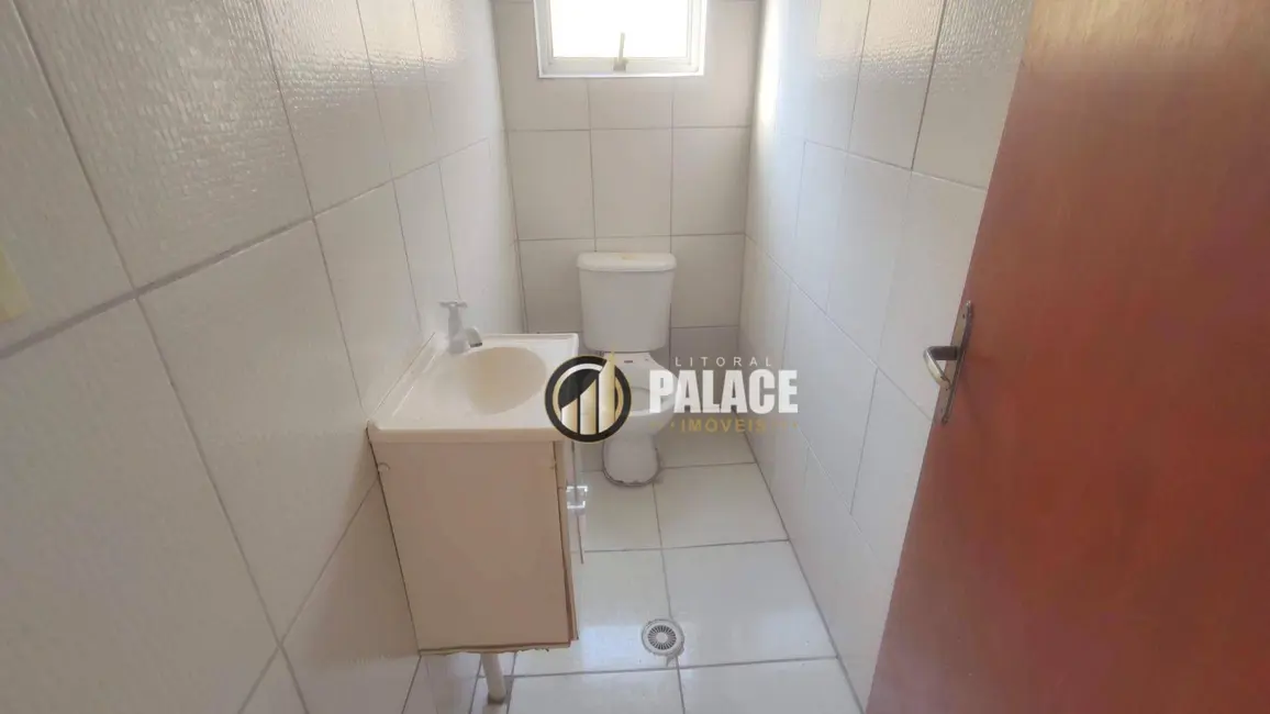 Sobrado com 2 quartos à venda, 60m2 em Praia Grande - SP - imagem 4 Foto 4 de Sobrado com 2 quartos à venda, 60m2 em Praia Grande - SP