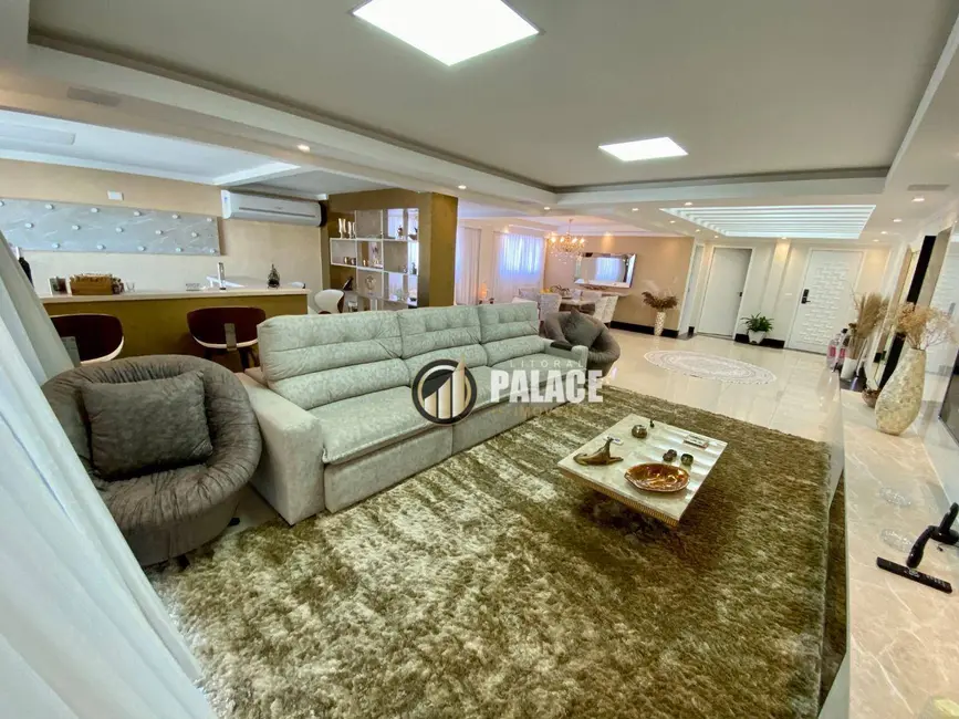 Cobertura com 3 quartos à venda, 450m2 em Canto do Forte, Praia Grande - SP - imagem 3 Foto 3 de Cobertura com 3 quartos à venda, 450m2 em Canto do Forte, Praia Grande - SP