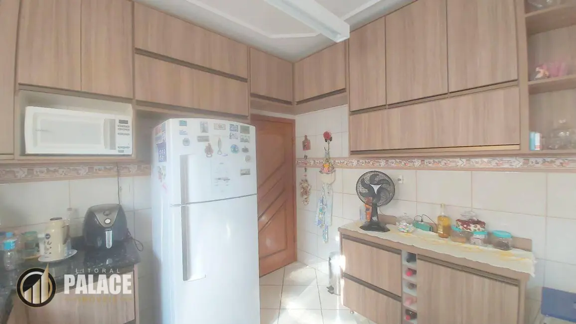 Foto 9 de Sobrado com 3 quartos à venda, 125m2 em Praia Grande - SP