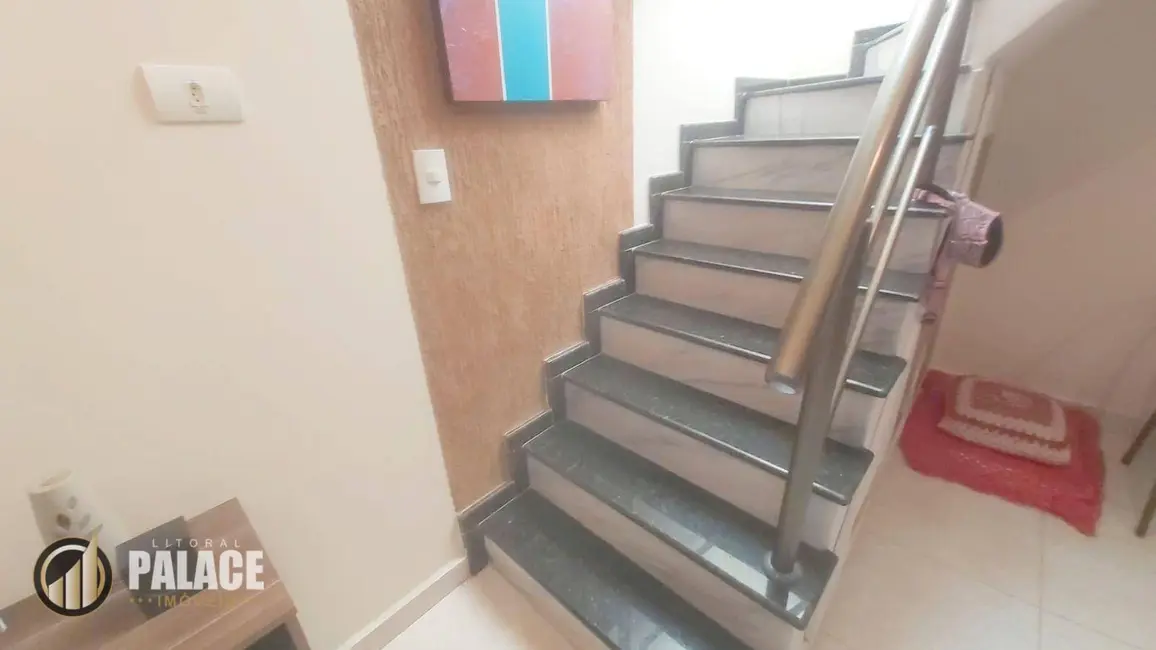 Foto 5 de Sobrado com 3 quartos à venda, 125m2 em Praia Grande - SP