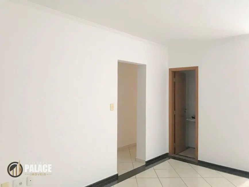 Foto 3 de Apartamento com 3 quartos à venda, 200m2 em Tupi, Praia Grande - SP