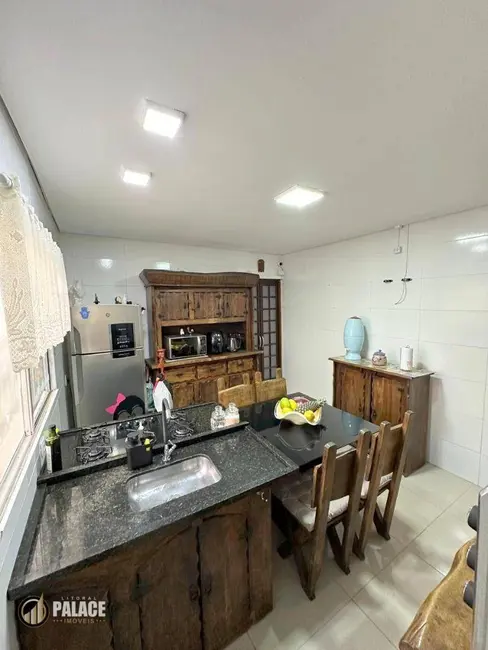Foto 9 de Casa com 3 quartos à venda, 150m2 em Praia Grande - SP