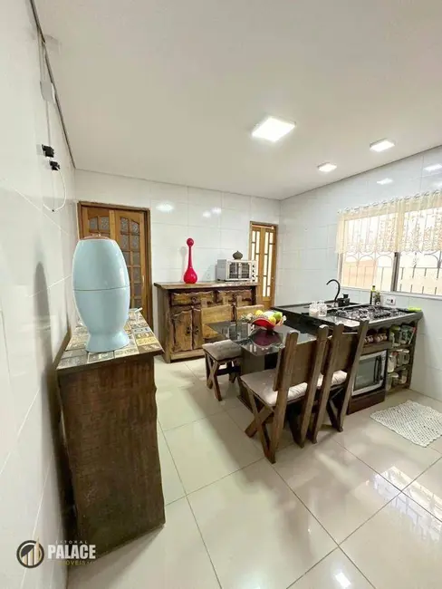Foto 6 de Casa com 3 quartos à venda, 150m2 em Praia Grande - SP