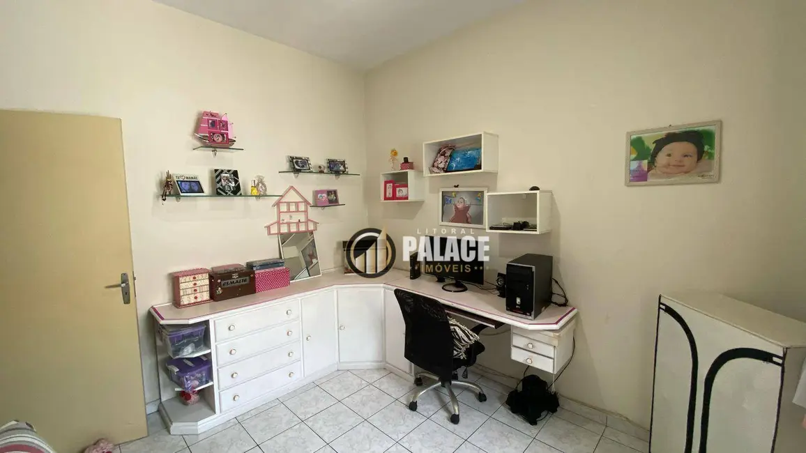 Casa com 2 quartos à venda, 13588m2 em Aviação, Praia Grande - SP - imagem 7 Foto 7 de Casa com 2 quartos à venda, 13588m2 em Aviação, Praia Grande - SP