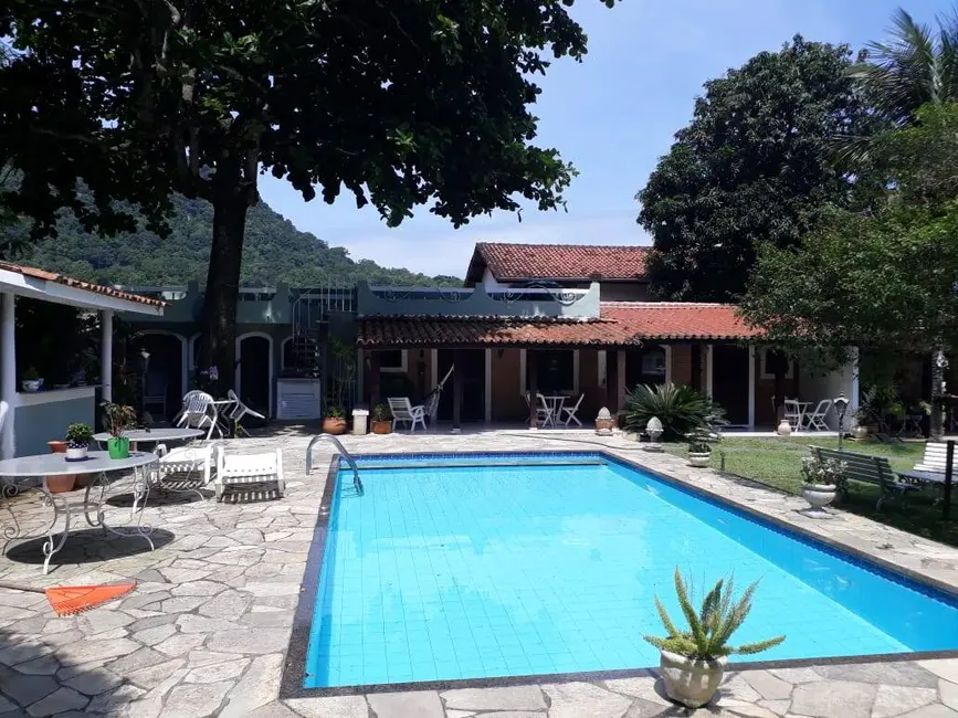 Foto 4 de Casa com 6 quartos à venda, 1080m2 em Sao Sebastiao - SP