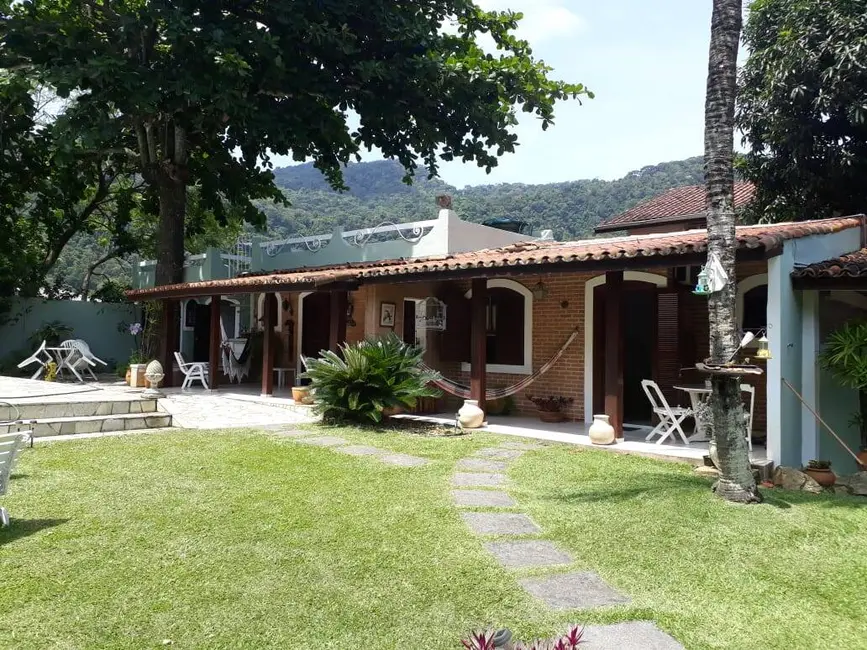 Foto 1 de Casa com 6 quartos à venda, 1080m2 em Sao Sebastiao - SP