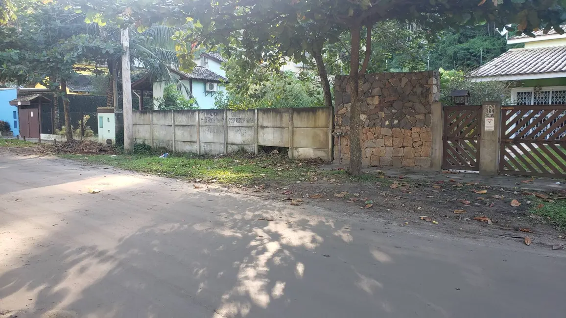 Foto 2 de Terreno / Lote à venda, 384m2 em Sao Sebastiao - SP