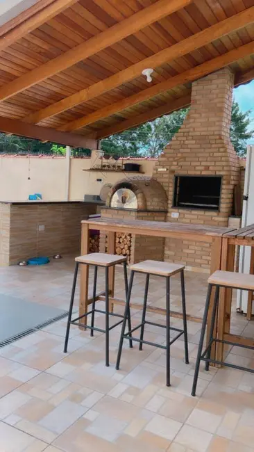 Foto 3 de Casa com 3 quartos à venda, 320m2 em Sao Sebastiao - SP