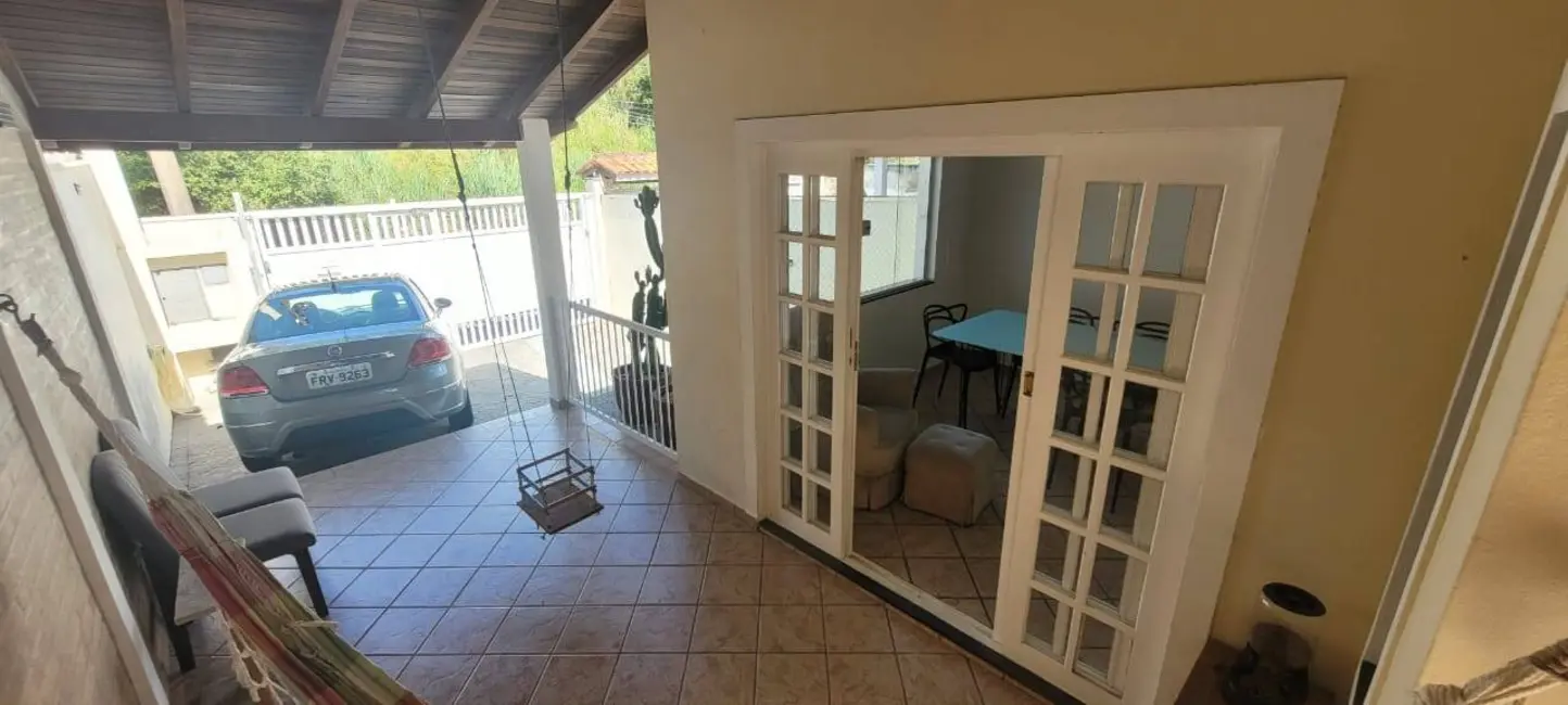 Foto 5 de Casa com 3 quartos à venda, 233m2 em Sao Sebastiao - SP