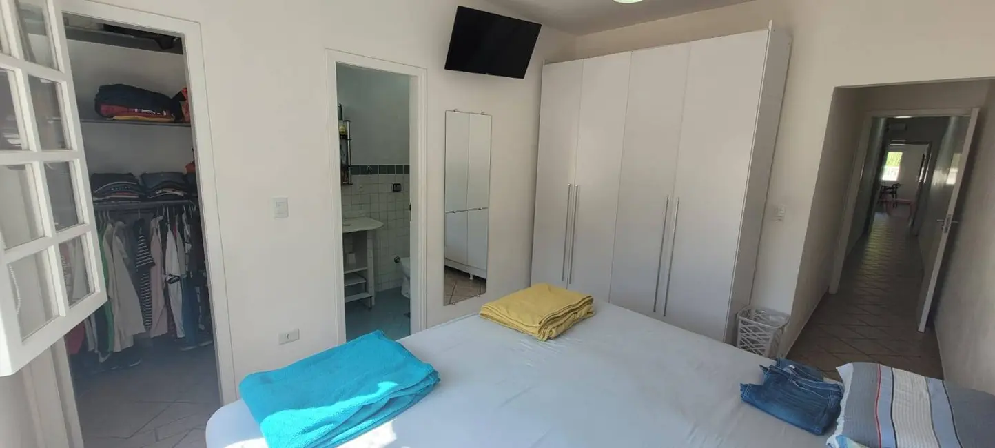 Foto 6 de Casa com 3 quartos à venda, 233m2 em Sao Sebastiao - SP