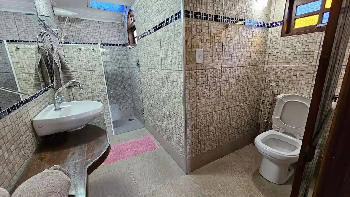 Foto 8 de Casa com 5 quartos à venda, 350m2 em Sao Sebastiao - SP