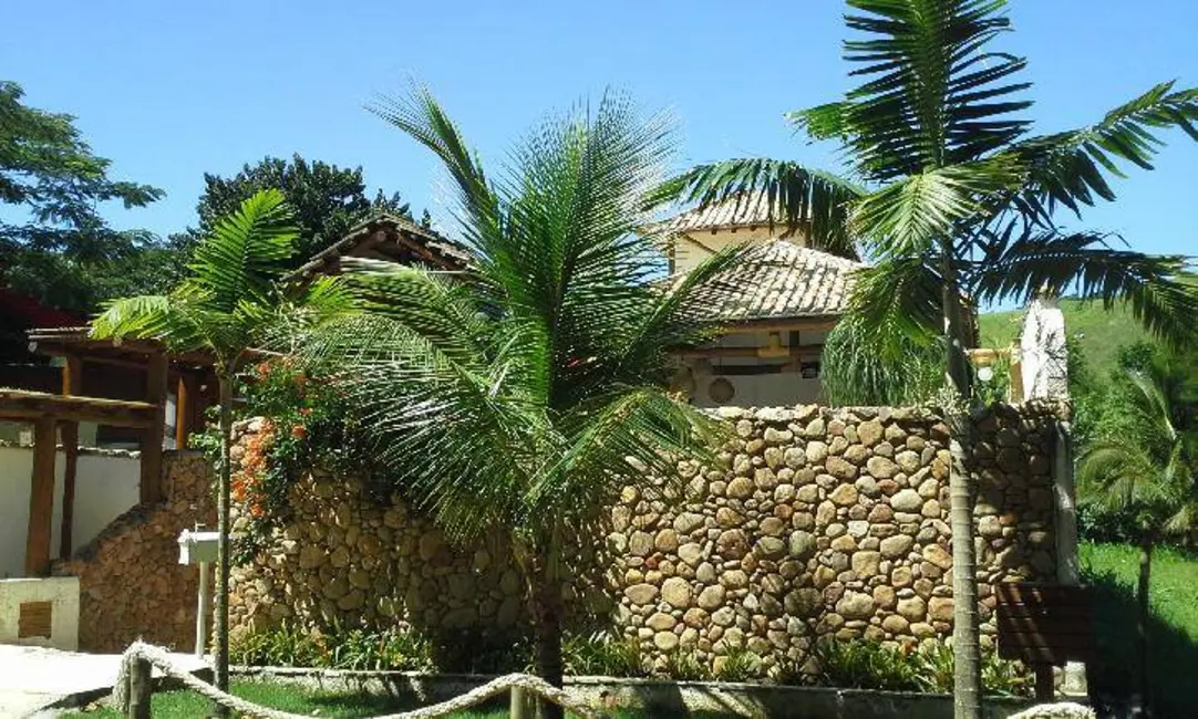 Foto 1 de Casa com 4 quartos à venda em Sao Sebastiao - SP