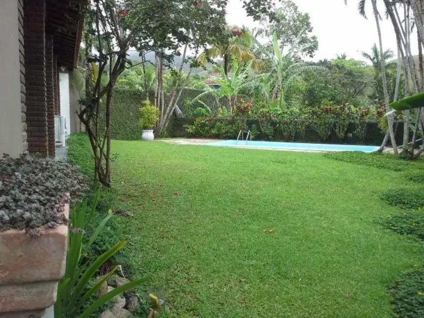 Foto 2 de Casa com 4 quartos à venda, 500m2 em Sao Sebastiao - SP