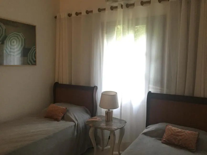 Foto 9 de Casa com 6 quartos à venda, 600m2 em Sao Sebastiao - SP