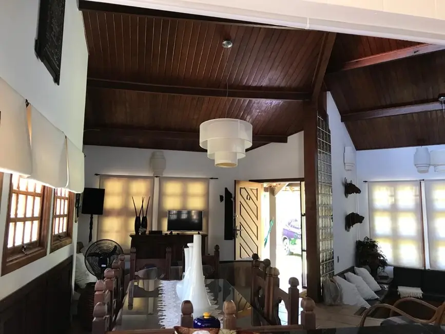 Foto 4 de Casa com 4 quartos à venda, 570m2 em Sao Sebastiao - SP