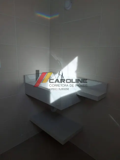 Foto 9 de Casa com 2 quartos à venda, 267m2 em Araruama - RJ