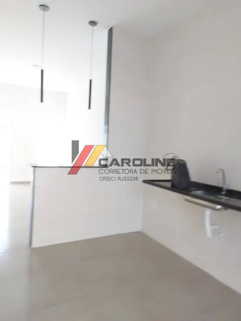 Foto 6 de Casa com 2 quartos à venda, 267m2 em Araruama - RJ