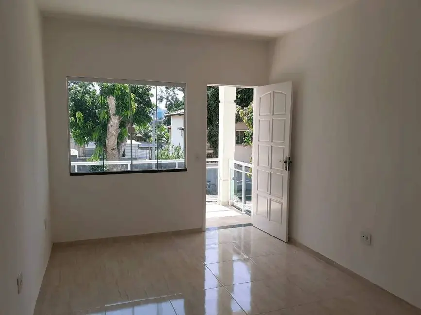 Foto 9 de Apartamento com 2 quartos à venda em Porto da Roça I, Saquarema - RJ