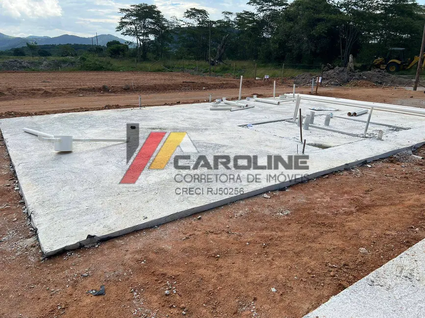 Foto 8 de Casa com 2 quartos à venda, 138m2 em Ubatiba, Marica - RJ