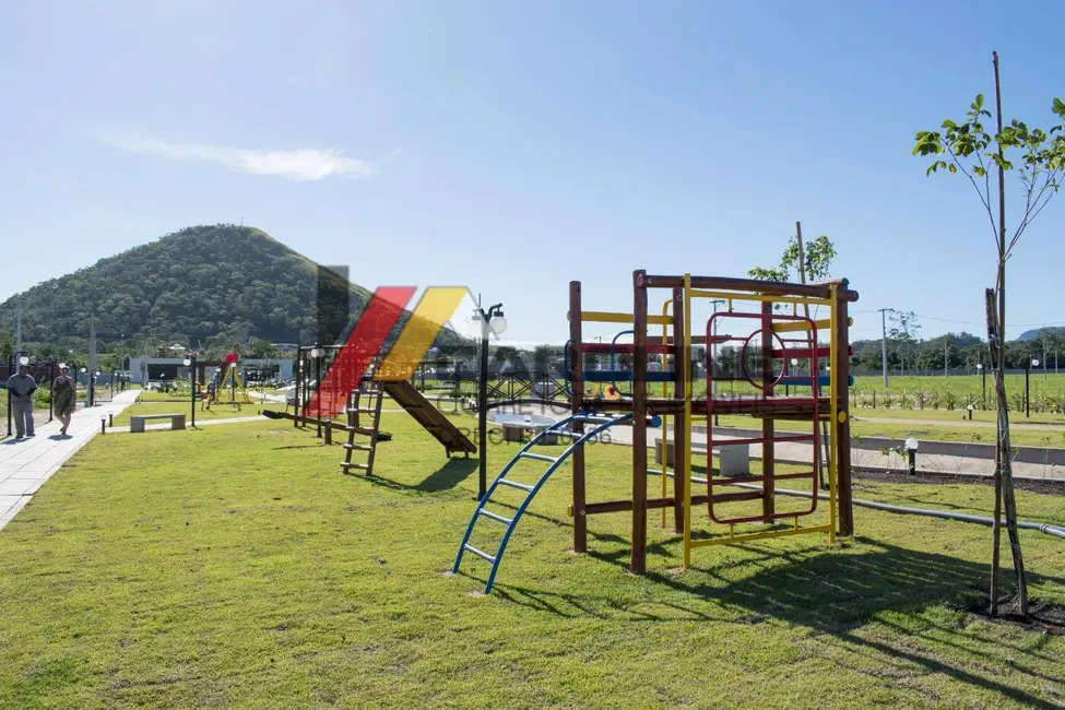 Foto 4 de Lote de Condomínio à venda, 360m2 em Cajueiros (Itaipuaçu), Marica - RJ