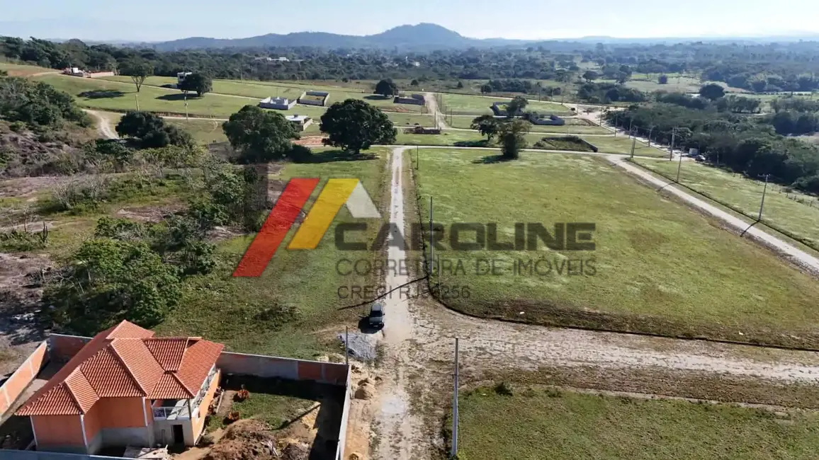 Foto 2 de Terreno / Lote à venda, 325m2 em Araruama - RJ