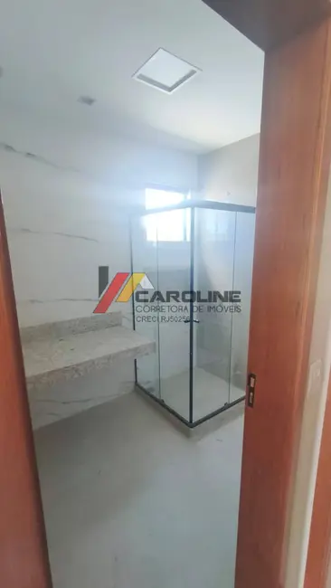 Foto 7 de Casa com 4 quartos à venda, 360m2 em Cajueiros (Itaipuaçu), Marica - RJ