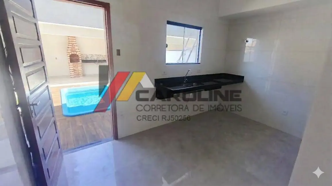 Foto 4 de Casa com 2 quartos à venda, 71m2 em Jardim Atlântico Leste (Itaipuaçu), Marica - RJ