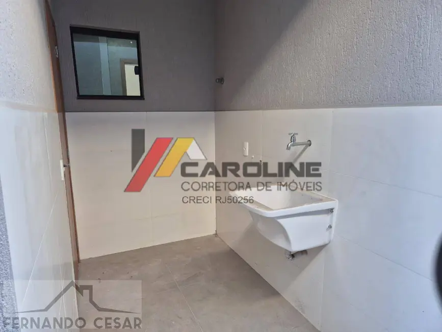 Casa com 3 quartos à venda, 220m2 em Jardim Atlântico Central (Itaipuaçu), Marica - RJ - imagem 4 Foto 4 de Casa com 3 quartos à venda, 220m2 em Jardim Atlântico Central (Itaipuaçu), Marica - RJ