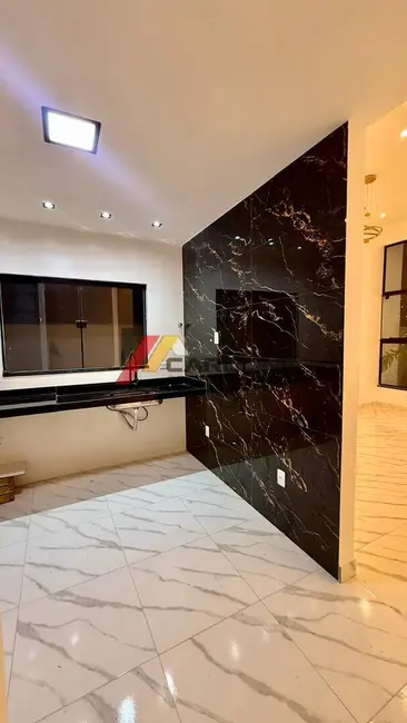 Foto 6 de Casa com 2 quartos à venda, 240m2 em Jardim Atlântico Leste (Itaipuaçu), Marica - RJ