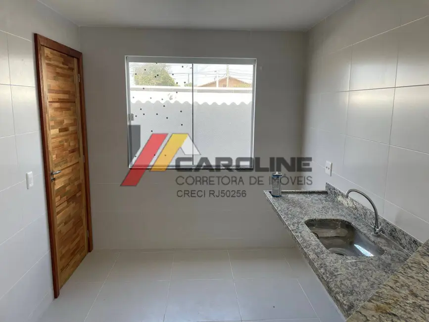 Foto 3 de Casa com 3 quartos à venda, 240m2 em Jardim Atlântico Leste (Itaipuaçu), Marica - RJ