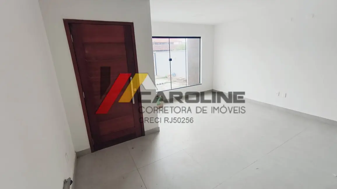 Foto 4 de Casa com 2 quartos à venda, 240m2 em Jardim Atlântico Leste (Itaipuaçu), Marica - RJ