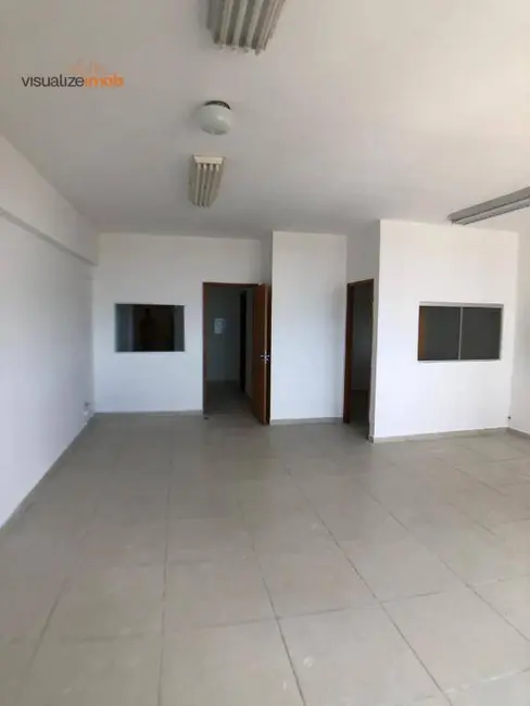 Sala Comercial à venda, 160m2 em Centro, Londrina - PR - imagem 5 Foto 5 de Sala Comercial à venda, 160m2 em Centro, Londrina - PR