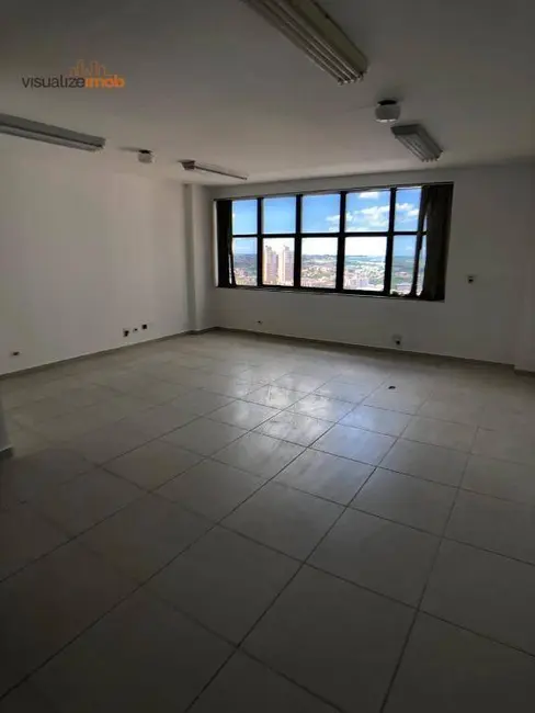 Sala Comercial à venda, 160m2 em Centro, Londrina - PR - imagem 6 Foto 6 de Sala Comercial à venda, 160m2 em Centro, Londrina - PR