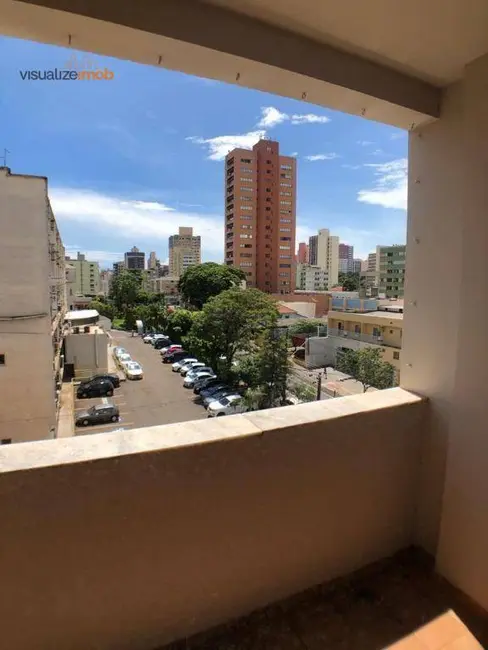 Apartamento com 3 quartos à venda, 160m2 em Centro, Londrina - PR - imagem 6 Foto 6 de Apartamento com 3 quartos à venda, 160m2 em Centro, Londrina - PR
