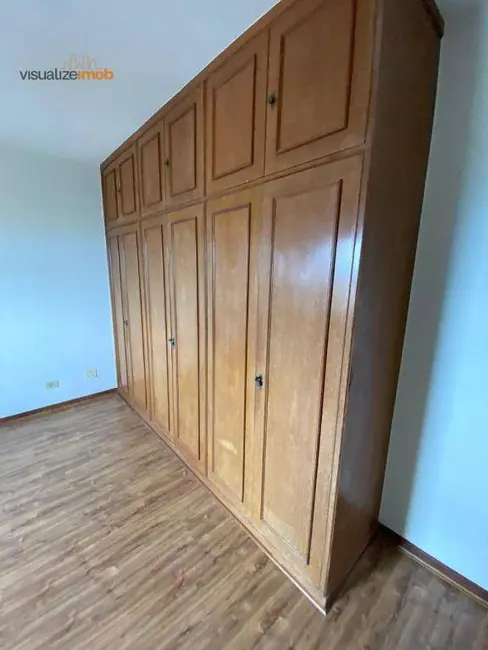 Apartamento com 3 quartos à venda, 160m2 em Centro, Londrina - PR - imagem 6 Foto 6 de Apartamento com 3 quartos à venda, 160m2 em Centro, Londrina - PR