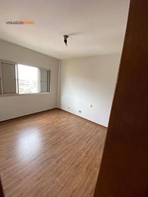 Apartamento com 3 quartos à venda, 160m2 em Centro, Londrina - PR - imagem 5 Foto 5 de Apartamento com 3 quartos à venda, 160m2 em Centro, Londrina - PR