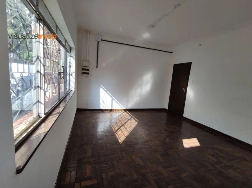 Foto 15 de Casa à venda, 871m2 em Centro, Londrina - PR