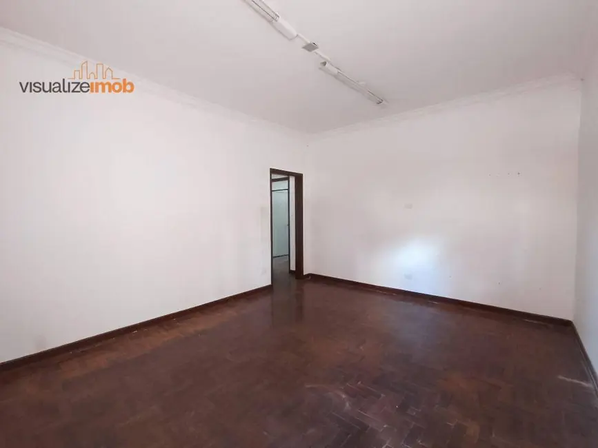 Foto 10 de Casa à venda, 871m2 em Centro, Londrina - PR