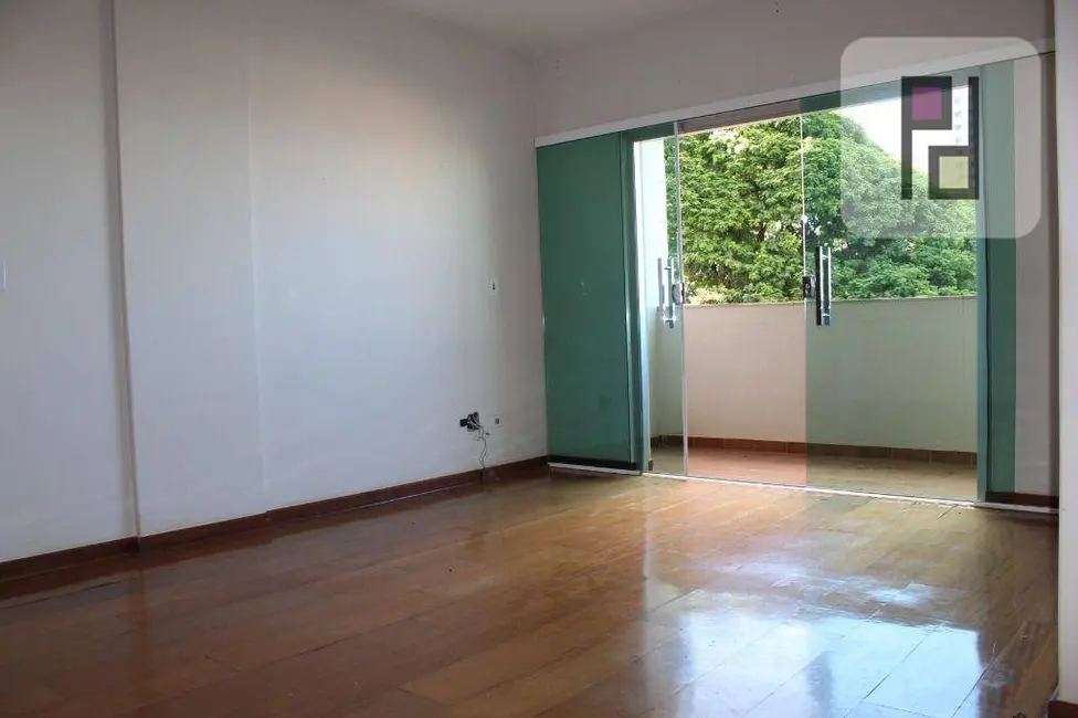 Foto 2 de Apartamento com 3 quartos à venda, 160m2 em Centro, Londrina - PR