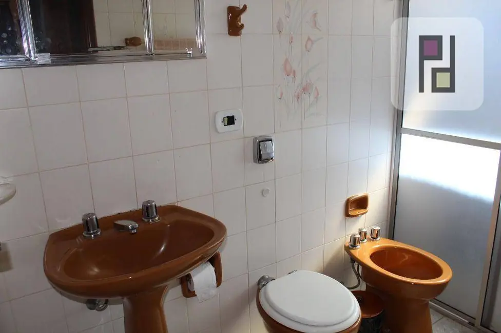 Apartamento com 3 quartos à venda, 160m2 em Centro, Londrina - PR - imagem 8 Foto 8 de Apartamento com 3 quartos à venda, 160m2 em Centro, Londrina - PR