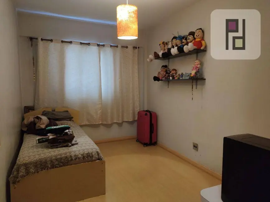 Apartamento com 3 quartos à venda, 160m2 em Centro, Londrina - PR - imagem 5 Foto 5 de Apartamento com 3 quartos à venda, 160m2 em Centro, Londrina - PR