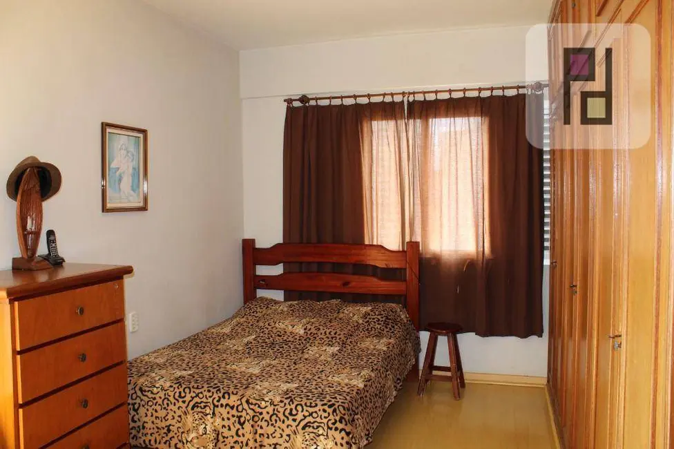 Apartamento com 3 quartos à venda, 160m2 em Centro, Londrina - PR - imagem 7 Foto 7 de Apartamento com 3 quartos à venda, 160m2 em Centro, Londrina - PR