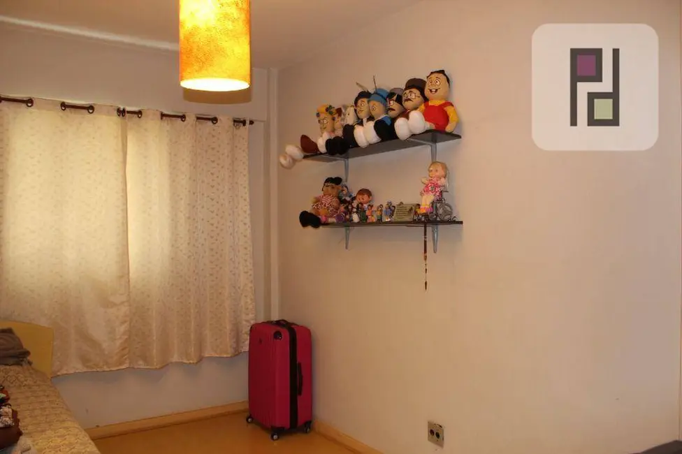 Apartamento com 3 quartos à venda, 160m2 em Centro, Londrina - PR - imagem 6 Foto 6 de Apartamento com 3 quartos à venda, 160m2 em Centro, Londrina - PR
