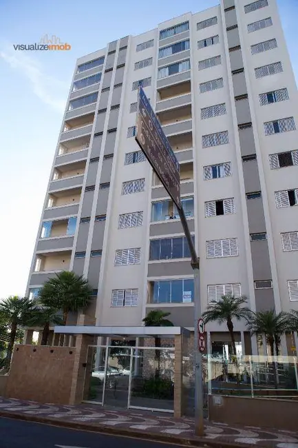 Apartamento com 3 quartos à venda, 160m2 em Centro, Londrina - PR - imagem 8 Foto 8 de Apartamento com 3 quartos à venda, 160m2 em Centro, Londrina - PR