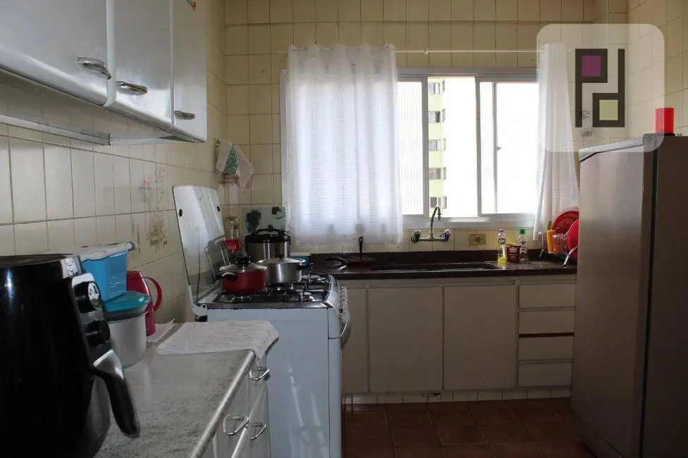 Apartamento com 3 quartos à venda, 160m2 em Centro, Londrina - PR - imagem 2 Foto 2 de Apartamento com 3 quartos à venda, 160m2 em Centro, Londrina - PR