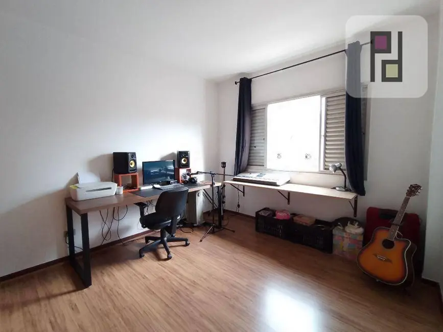 Apartamento com 3 quartos à venda, 160m2 em Centro, Londrina - PR - imagem 6 Foto 6 de Apartamento com 3 quartos à venda, 160m2 em Centro, Londrina - PR