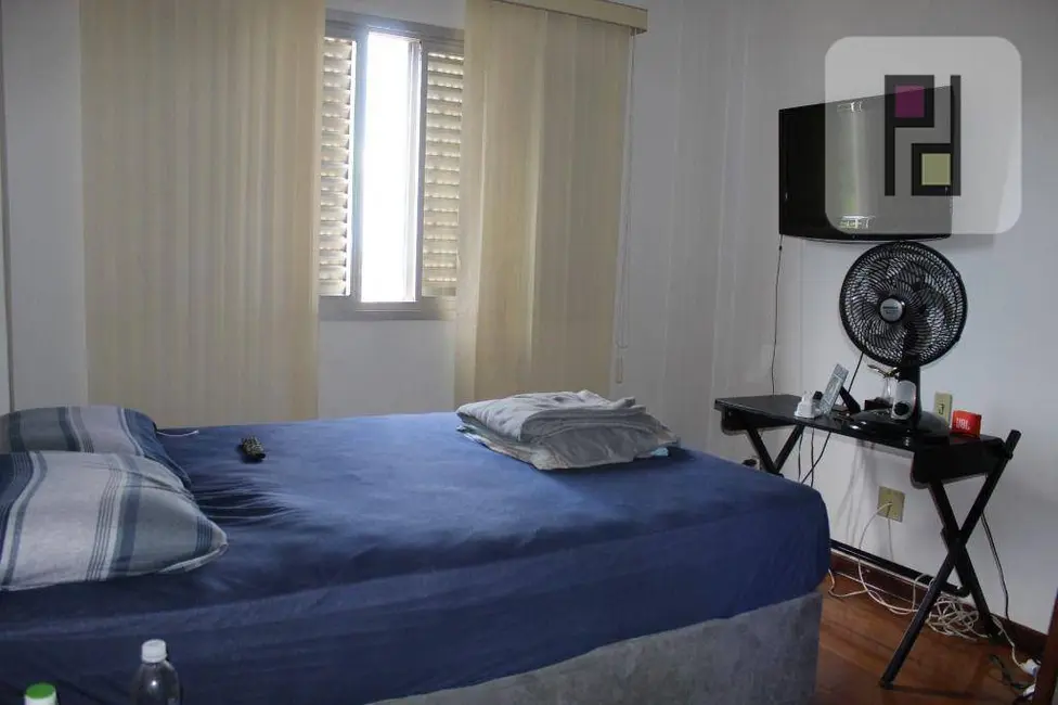 Apartamento com 3 quartos à venda, 160m2 em Centro, Londrina - PR - imagem 8 Foto 8 de Apartamento com 3 quartos à venda, 160m2 em Centro, Londrina - PR