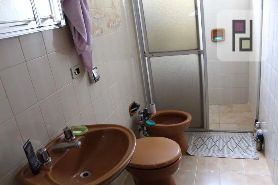 Apartamento com 3 quartos à venda, 160m2 em Centro, Londrina - PR - imagem 7 Foto 7 de Apartamento com 3 quartos à venda, 160m2 em Centro, Londrina - PR