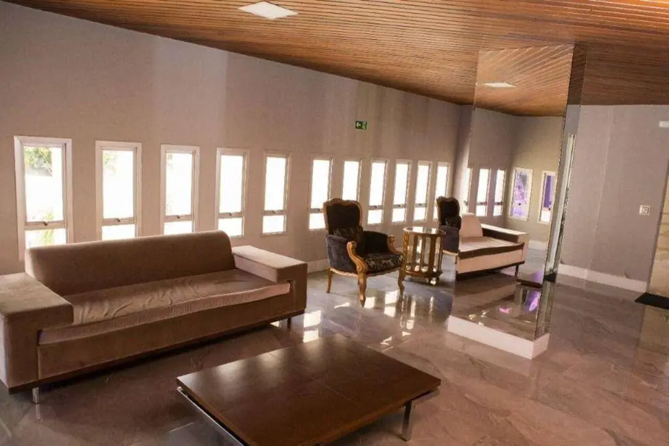 Apartamento com 3 quartos à venda, 160m2 em Centro, Londrina - PR - imagem 3 Foto 3 de Apartamento com 3 quartos à venda, 160m2 em Centro, Londrina - PR