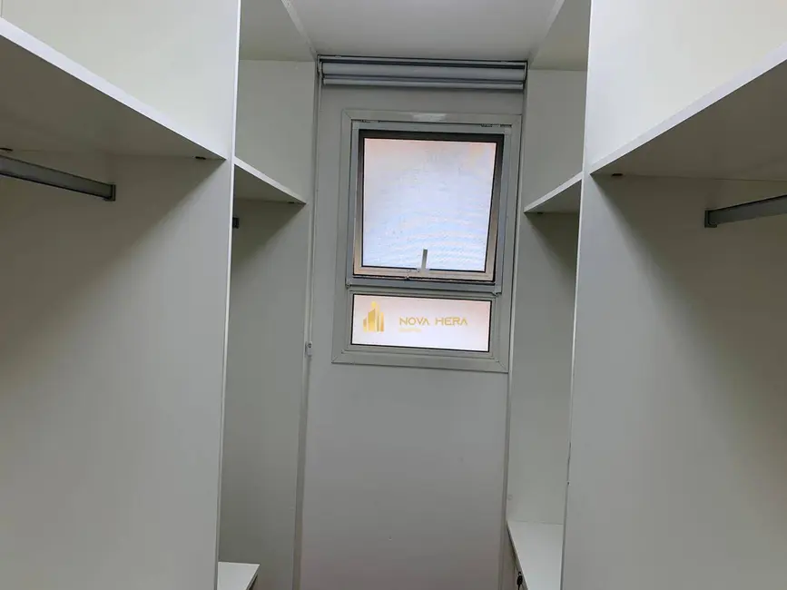 Apartamento com 3 quartos para alugar, 168m2 em Santana De Parnaiba - SP - imagem 6 Foto 6 de Apartamento com 3 quartos para alugar, 168m2 em Santana De Parnaiba - SP